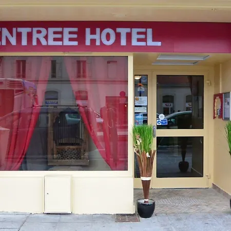 De La Gare 2* Aix-les-Bains