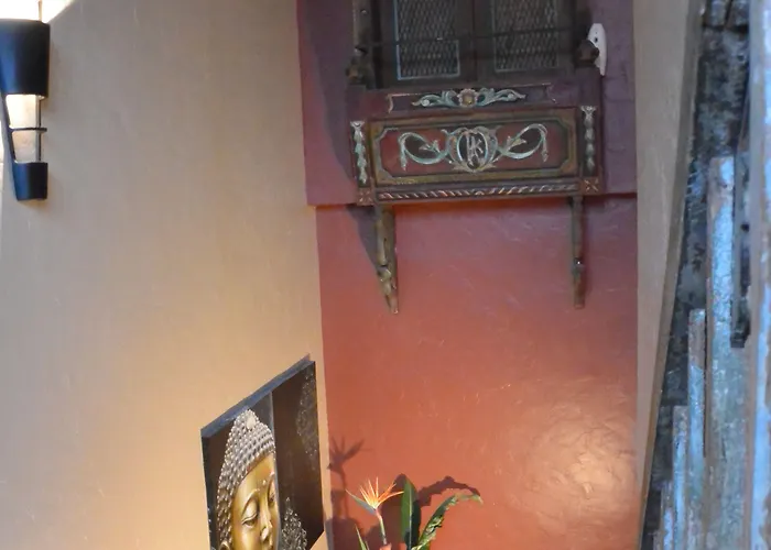 De La Gare Otel Aix-les-Bains