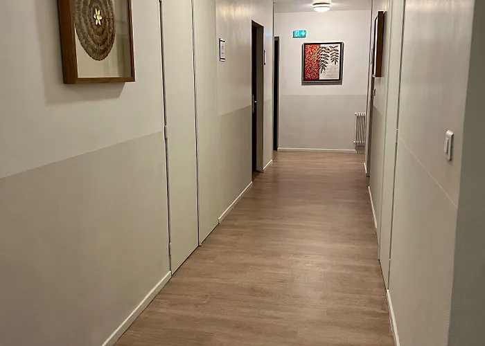 Otel De La Gare Aix-les-Bains