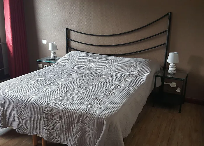 Otel De La Gare Aix-les-Bains