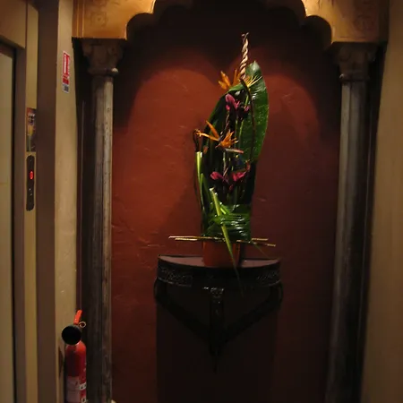 Hotell De La Gare 2*