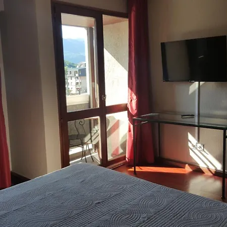 Hotell De La Gare Aix-les-Bains