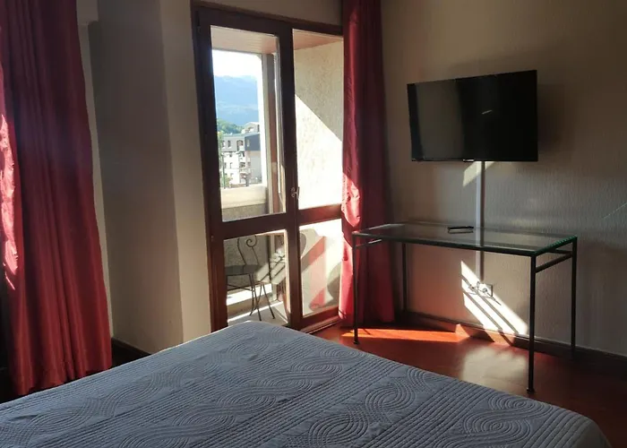 Hotel De La Gare Aix-les-Bains