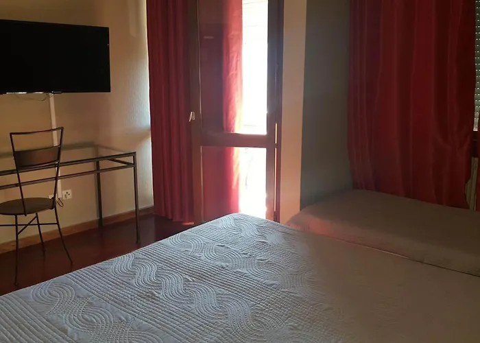 De La Gare 2* Aix-les-Bains